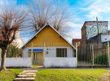 Casa · 89m² · 4 Ambientes · 2 Cocheras · Venta Casa Mas Depto Lote 300 m Hurlingham