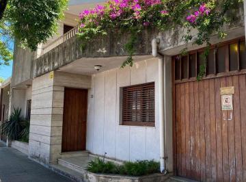 Casa · 250m² · 5 Ambientes · 2 Cocheras · Casa en Venta en Pergamino con Pileta