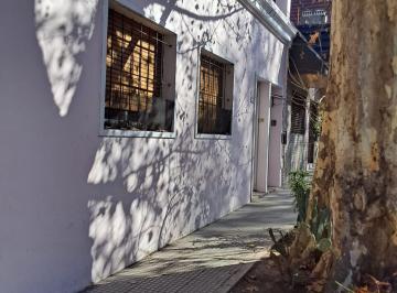 PH · 85m² · 4 Ambientes · PH Amplio, a Refaccionar