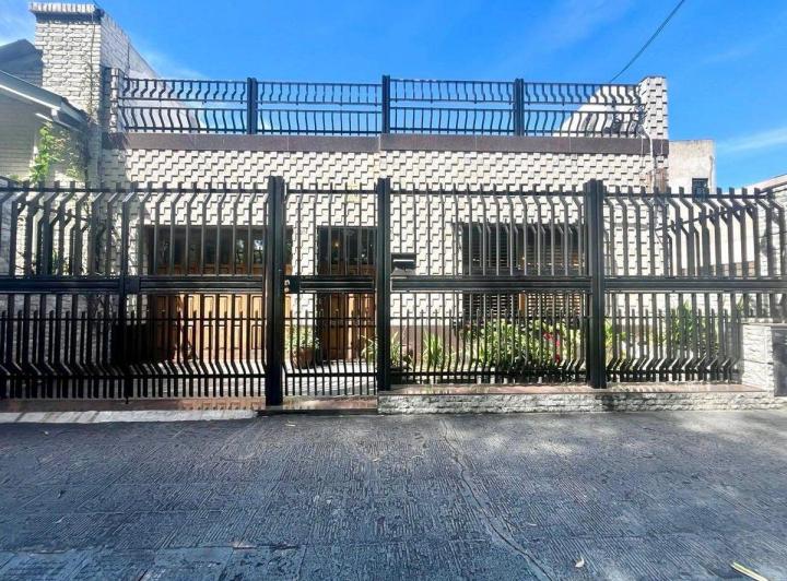 Casa · 152m² · 3 Ambientes · 1 Cochera