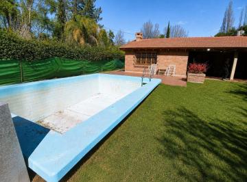 Casa de 2 ambientes, Chacras de Coria · Venta Casa en Chacras de Coria - Calle Pueyrredon Casi Rio Blanco.