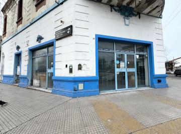 Local comercial · 159m² · Alquiler Local en Esquina Mataderos 162 m²
