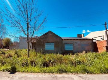 Casa · 95m² · 3 Ambientes · Casa 3 Dorm. en Venta La Plata a Terminar