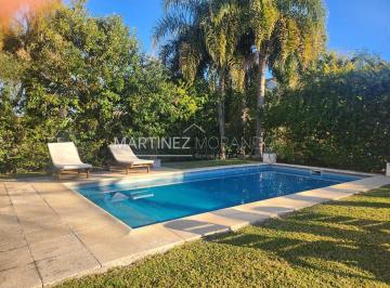 Casa · 298m² · 6 Ambientes · 1 Cochera · Casa en Venta en Haras La Pradera, Pilar, G. B. a. Zona Norte