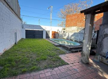 Casa · 570m² · 2 Dormitorios · 2 Cocheras · Venta - Casa y Galpón - Barrio Belgrano