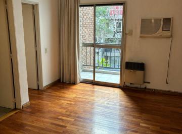 Departamento de 2 ambientes, Recoleta · Alquiler 2 Ambientes Muy Luminoso. Balcón. Uriburu y Las Heras