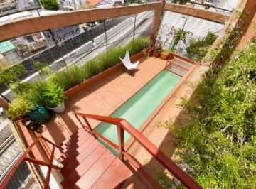 PH · 135m² · 7 Ambientes · Casa en Altura Barrio de Belgrano. 187 m². Pileta. Terrazas. Sin Expensas