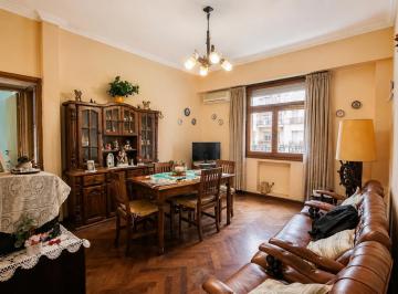Departamento · 68m² · 4 Ambientes · Departamento en Venta 3 Ambientes + Dependencia Flores