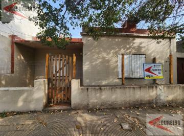 Casa · 70m² · 3 Ambientes · Casa a 10cdras de La Estación