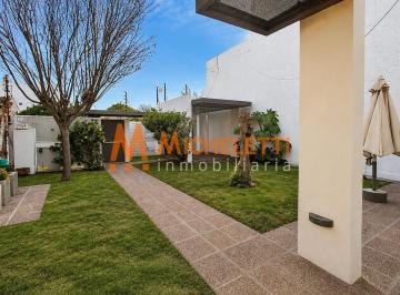 Casa · 100m² · 4 Ambientes · 1 Cochera · Departamento en Figueroa Alcorta