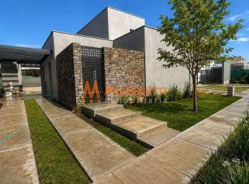 Casa · 133m² · 6 Ambientes · 2 Cocheras · Boedo Village, Moderna Casa a Estrenar
