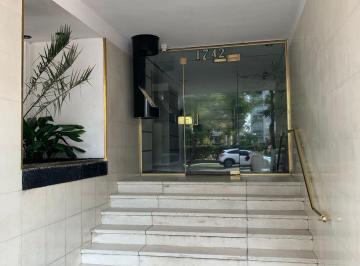Departamento de 2 ambientes, Vicente López · Vte Lopez Sobre Libertador Al 1700 2 Amplios Am. con Balcon $800.000