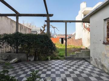 Casa · 90m² · 4 Ambientes · Casa a Reciclar en Quilmes en Venta, Oportunidad Valor Lote