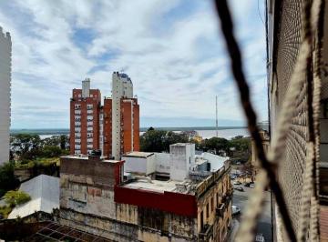 Departamento de 9 ambientes, Rosario · Alquiler | Departamento con Vista Al Rio de 2 Dorm. en El Centro