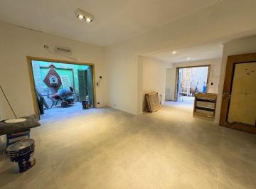 PH · 76m² · 3 Ambientes · 1 Cochera · Venta Dpto de Pasillo Reciclado de Dos Dorm. con Patio y Terraza
