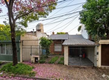 Casa · 130m² · 4 Ambientes · 2 Cocheras · Casa en Olivos - 3 Dorm. en Una Planta