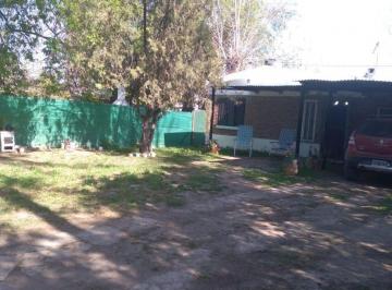 Casa · 70m² · 4 Ambientes · 1 Cochera · Casa en Venta de 4 Ambientes en Pontevedra
