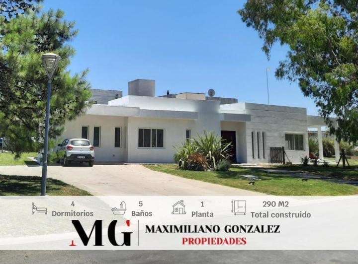 Casa · 800m² · 5 Ambientes · 1 Cochera