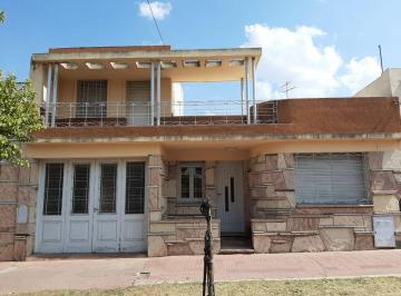 Casa de 4 ambientes, Córdoba · Oportunidad Imperdible Para Desarrollistas E Inversores - Alto Alberdi