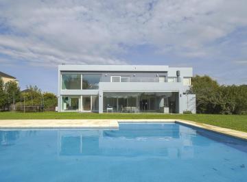 Casa · 388m² · 6 Ambientes · 4 Cocheras · Venta Casa 6 Ambientes en Barrio Haras Santa Maria - Los Robl