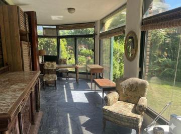 Casa · 100m² · 4 Ambientes · 2 Cocheras · Oportunidad Única Casa en Náutico a Reciclar
