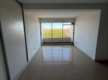 Departamento de 1 ambiente, La Plata · Monoambiente con Balcón en Alquiler en 38 Entre 11 y 12