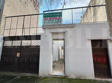 Casa · 85m² · 3 Ambientes · 1 Cochera · Alquiler Deposito Chacarita