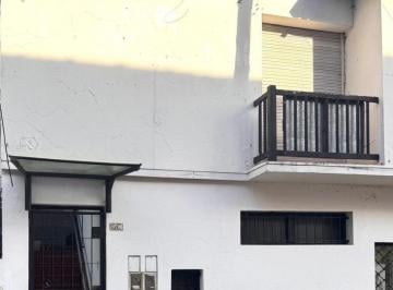 Oficina comercial de 4 ambientes, San Isidro · Alquiler PH en Planta Alta - 3 Despachos, Solo Apto Profesional - Sin Expensas