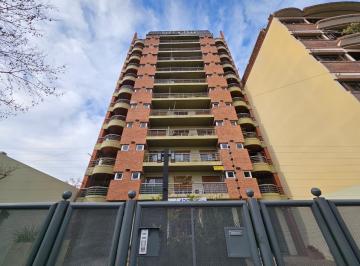 Departamento · 120m² · 4 Ambientes · 2 Cocheras · Departamento en Quilmes