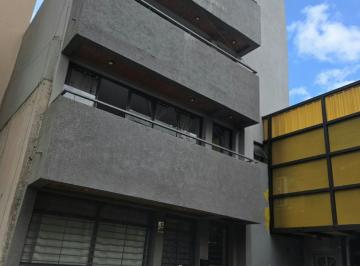 Edificio · 360m² · Edificio Completo en Nva Cba - Bv San Juan Al 600