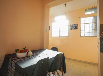 PH · 70m² · 2 Ambientes · Venta PH en Parque Patricio - con Patio y Parrilla