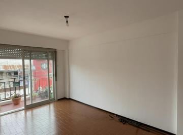 Departamento · 47m² · 3 Ambientes · Excelente Departamento de 3 Ambientes en Morón