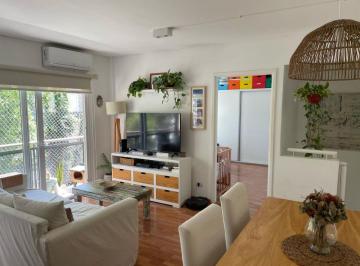 Departamento de 3 ambientes, San Isidro · Divino E Impecable Dpto en Duplex de 2 Dorm en Suite y Cochera en La Calle Garibaldi en San Isidro.