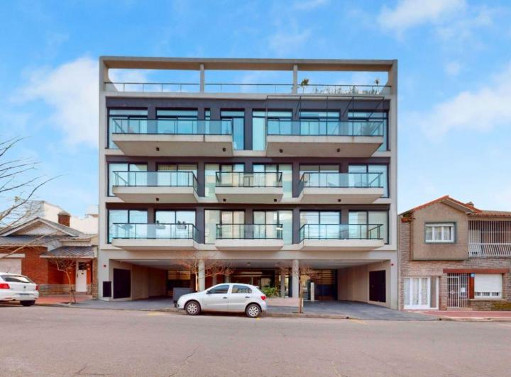 Departamento · 106m² · 5 Ambientes · 1 Cochera