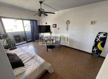 Departamento · 59m² · 3 Ambientes · Departamento 3 Ambientes con Balcón Corrido Luminoso Vista Abierta
