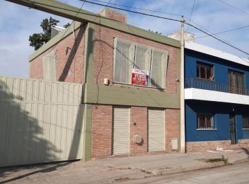 Foto · Venta, Amplio Galpon con Oficinas, Exelente Estado