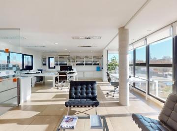 Oficina comercial · 541m² · 5 Cocheras · ¡Venta! Edicio de Oficinas en Macrocentro