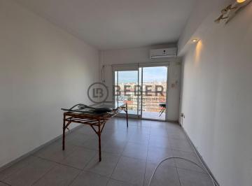 Departamento · 37m² · 2 Ambientes · En Venta Dos Ambientes Al Contrafrente con Balcon, Guemes