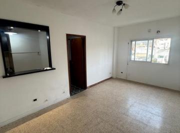 Departamento · 55m² · 3 Ambientes · Alquiler Departamento 3 Ambientes, Mataderos
