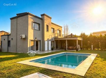 DEL-DEL-131_2 · Venta Casa 5 Ambientes Mas Dependencia Parque Piscina en La Alameda Nordelta