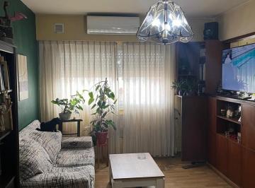 Departamento · 60m² · 3 Ambientes · Venta Dpto 3 Amb Gral San Martin Centro