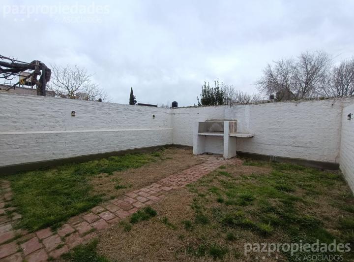Casa · 70m² · 3 Ambientes · 1 Cochera