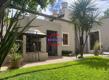 Casa · 125m² · 3 Ambientes · Venta – Casa 3 Ambientes con Jardín, Parrilla y Fogonero en Carapachay