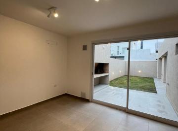 Casa · 120m² · 6 Ambientes · 2 Cocheras · Casa en San Ignacio Village