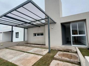 Casa · 120m² · 6 Ambientes · 2 Cocheras · Casa en San Ignacio Village