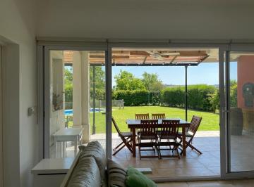 Casa · 200m² · 5 Ambientes · Casa Chalet en Alq. Temporario en El Cantón Norte, El Cantón, Escobar