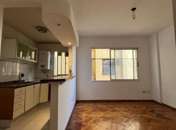 Departamento · 32m² · 2 Ambientes · 2 Ambientes Muy Luminoso a 1 Cuadra de Cabildo