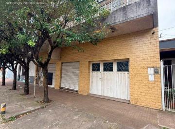 Local comercial de 4 ambientes, Quilmes · Excelente Propiedad 2 Plantas con Local, Vivienda 3 Ambientes, Cochera y Patio – Ezpeleta