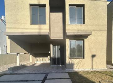 Casa de 5 ambientes, Malagueño · Venta Casa Malagueño Lv