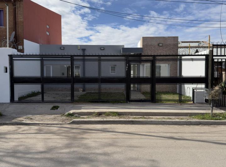 Casa · 3 Ambientes · 1 Cochera